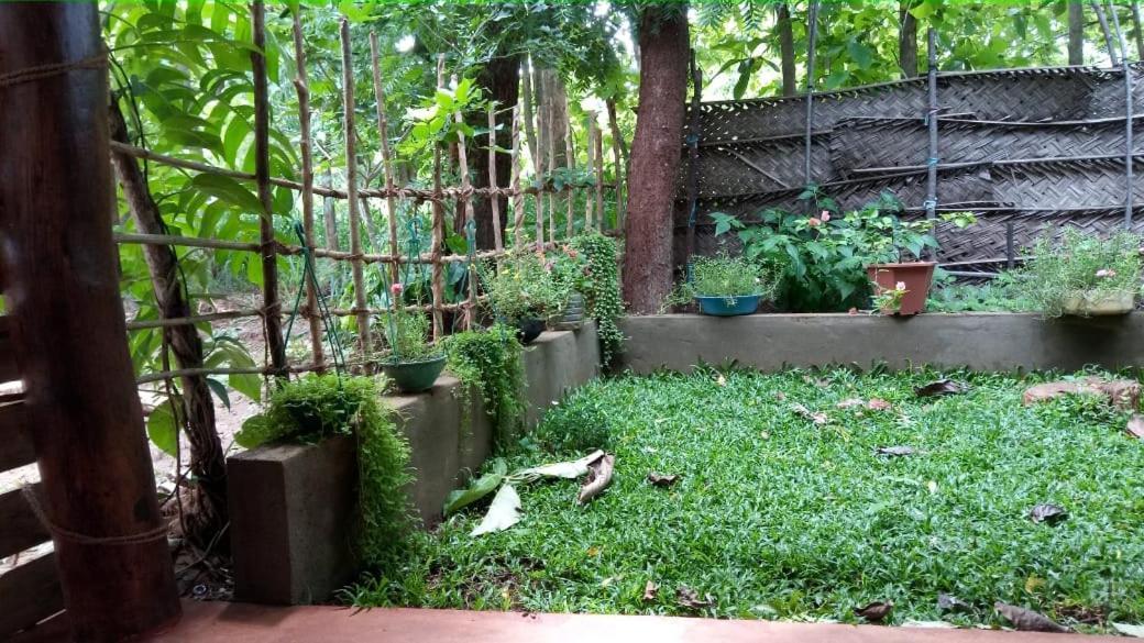 Thilina Homestay Sigirîya Extérieur photo